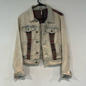 Free People Women Cropped Denim Jacket 8 Distressed Jean Aztec Southwest Medium